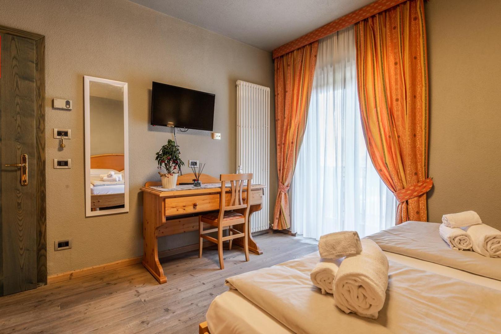 Hotel Diffuso Locanda Elisa Dimaro Kültér fotó